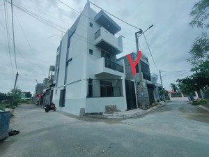 nóng - bán lô đất lọt khe sát góc 2 mặt tiền - đường xe tải - 58m2(4,6x12,7m) - chỉ: 3,3 tỷ