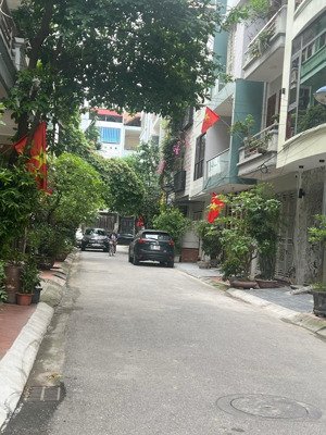 nhà liền kề kđt văn quán, 97m2, gần trục chính kinh doanh, an sinh cực tốt