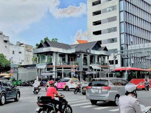 góc 2 mặt tiền đồng đen - hồng lạc, q. tân bình - dt: 25x12m - 2 tầng - hđt: 250 triệu - giá: 50 tỷ