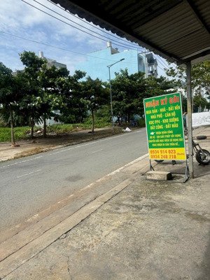 cho thuê nhà diện tích 5x15m mặt tiền đường tân liêm, xã phong phú, huyện bình chánh, tp. hcm