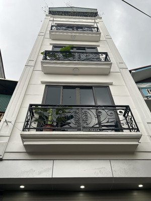 siêu phẩm nhà đẹp - lô góc 2 mặt thoáng - ngõ thông - ô tô vào nhà - nam từ liêm. dt 45m2 x 5 tầng