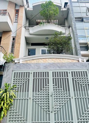 nhà đường võ thị sáu 5x20m trệt 2 lầu cho thuê