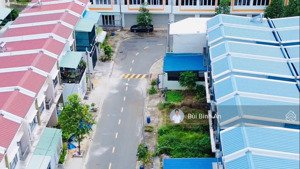 biệt thự tứ lập 80m2 full thổ cư, 1 trệt 1 lầu tại kđt oasis city, sổ hồng sẵn, giá 1,55 tỷ