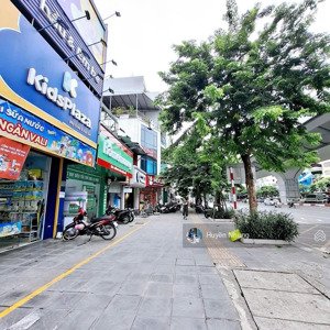 bán nhà mặt phố hai bà trưng, dt 60m*3 tầng, kinh doanh đa dạng, giá tốt thương lượng