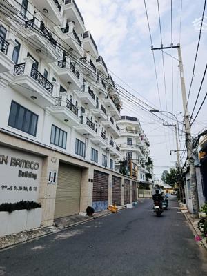 bán nhà 1/ ngay nhà máy bia - giáp gv - hẻm xe hơi vào nhà - 100m2 - 4 tầng mới