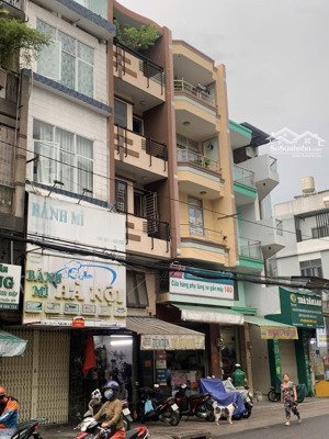 nhà mặt tiền kinh doanh đường 18m, cách quận 5 chỉ 1km, p. 13 q. 8, không quy hoạch, giá tốt