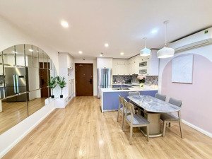 chính chủ bán ch 66m2, 2n2vs, full nội thất đẹp tại hà nội centerpoint 27 lê văn lương 