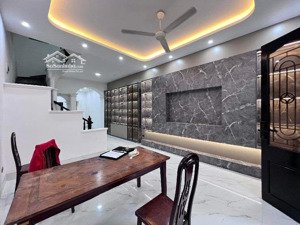 bán nhà vân trì, mình khai, dt 35m2, 4t, mt 3,8m, giá chào nhỉnh 6tỷ, có thương lượng, dủ công năng