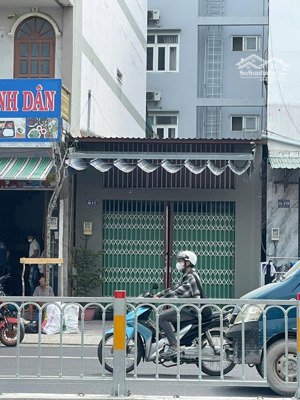 bán nhà chính chủ đường mtkd tân kỳ tân quý. giá 15,8 tỷ thương lượng chính chủ