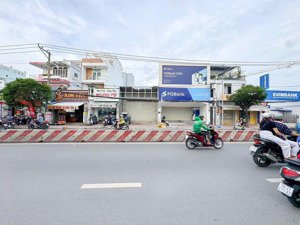 bán nhà mặt tiền đường lớn, diện tích đẹp 6.2x26m - 161.2m2 huỳnh tấn phát, nhà bè