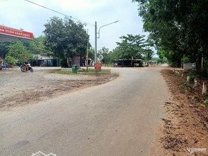 bán gấp gần 4000m2 đất long hoà, dầu tiếng, giá 1 tỷ450tr, sổ sẵn