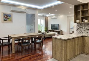 cho thuê căn hộ 04 phòng ngủ tòa e4, e5 ciputra, nội thất đẹp giá 52 triệu/tháng