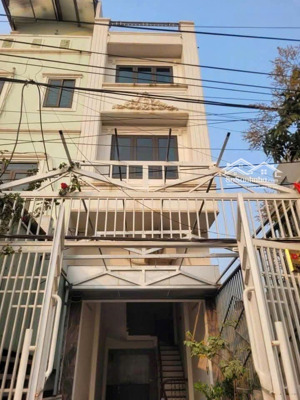 bán nhà dân xây - tổ 8 yên nghĩa - đường ô tô tránh - lưu không 18 m2