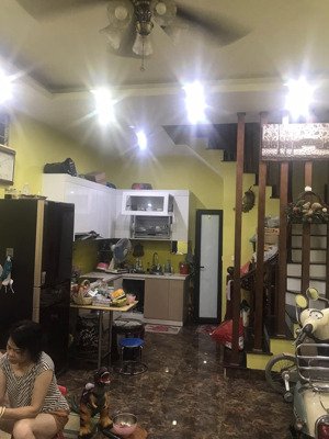 mặt ngõ kinh doanh, lô góc kim mã dt 40m2 xây 5t mt4.8m giá 10.5 tỷ