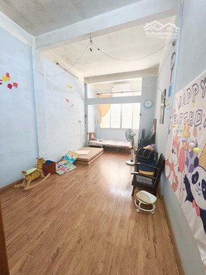 nhà phố 4 tầng - nguyễn ngọc nại - hàng xóm royal city - ngõ nông - 20m ra oto - 31m2 - 6ty45