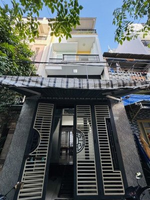hiếm nhà hẻm xe hơi giá rẻ gần hàng xanh, thông số vàng (4x16)m