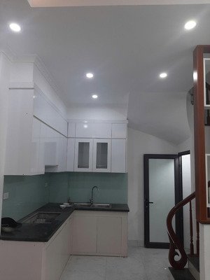 nhà biên giang 36m2, nhà 4 tầng giá đầu tư chỉ nhỉnh 3 tỷ tỵ ti nhà xây đẹp, sổ vuông vắn
