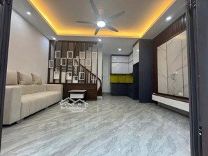 bán nhà phố tân mai ô tô đỗ cổng, 33m2 x 5t xây mới