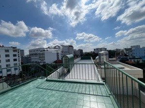 chính chủ cho thuê 109a quốc hương, p. thảo điền, 500m2 sàn, có hầm, thang máy làm nhà hàng, vp,spa