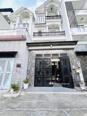 chính chủ đang ở! nhà đẹp 4 tầng hẻm xe tải nguyễn ảnh thủ