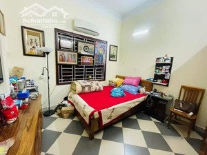 cho thuê nhà ngõ 127 hào nam 40m2 x 4t giá 12tr/th