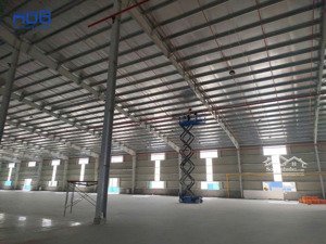 kho xưởng 6000m² tại kcn đức hòa giá 90.755đ/m², pccc tự động, xe container ra vào thuận tiện