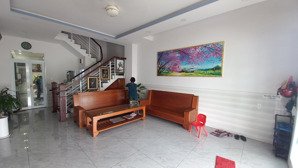 hot, bán nhà 3.5 tầng hq2 đường số 12 đối diện công viên giá tốt