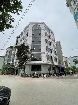 cho thuê nhà nguyễn gia bồng - ngọc thụy - lb, 120m2 x 7 tầng, lô góc, thông sàn, thang máy, pccc.