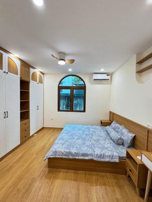 nhà riêng phố khâm thiên, diện tích 25/27m2, 5 tầng, mặt tiền 3,9m, giá 6,7 tỷ