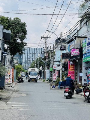 bán gấp nhà 3 tầng mtkd ngay tuyến metro - ngang 5m - nhà xây kiên cố - 110m2 giá 12 tỷ tl