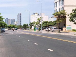 bán 108m2 đất view trực diện bãi tắm mân thái, b2.5 đường hoàng sa, giá đầu tư 30 tỷ