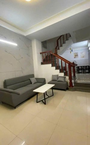 ld cho thuê nhà 3 tầng trung tâm tp - phường nha trang