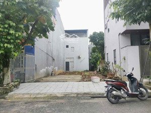 bán nhanh lô đất đẹp mặt tiền đường nguyễn hữu tiến - cẩm lệ gần phong bắc 5