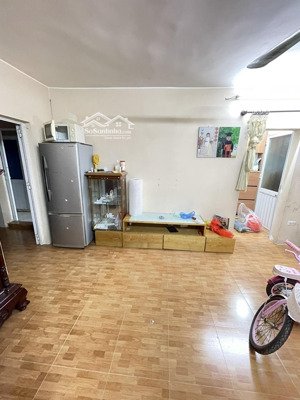 hot! căn hộ full nội thất, ban công 2 mặt thoáng - trung tâm đống đa chỉ 7.5 triệu/tháng