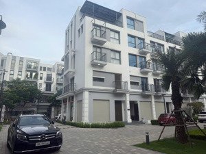 chính chủ cần bán gấp nhà vườn 99m full đủ nội thất sang sịn đẹp