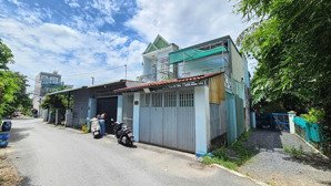 nhà trệt lầu đông hòa 5x20, đường 5m thông, gần go dĩ an