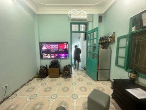 nhỉnh 5 tỷ - phố cổ lý nam đế ô tô đỗ cửa - 30m ra phố - nhà đẹp 5 tầng, 4 ngủ, đầy đủ công năng