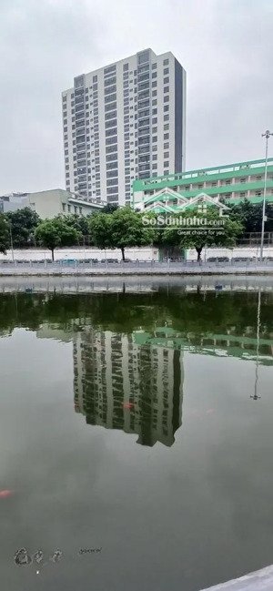 bán nhà lê đức thọ view hồ ôtô đỗ cửa thang máy chạy vù vù dân trí cao, an ninh tốt ở cực sướng