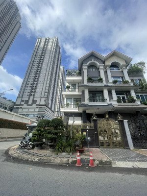 biệt thự 200m kdc himlam q7 nhà kế góc đường thông đường 16m nhà full nt có tm gb 56 tỷ 