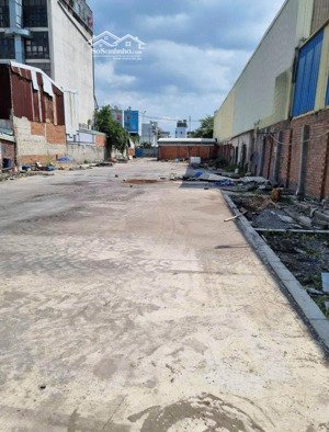 cho thuê lô đất 2000m mặt tiền đường nguyễn thị tư phú hữu quận 9 gần cảng
