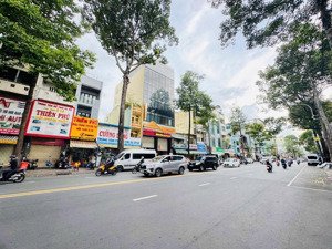 vị trí đẹp - mặt tiền đường thương hiệu - giá siêu hời