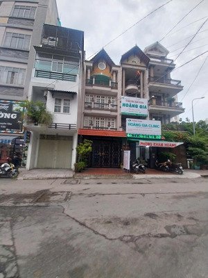 bán nhà 5.5x11m sư vạn hạnh q10, 4 lầu st, hẻm kinh doanh, 7pn giá 18 tỷ