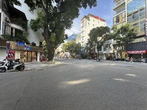 bán nhà mặt phố huế 240/245m2 mặt tiền 9m kinh doanh víp phố , giá chào 174,5 tỷ lh 