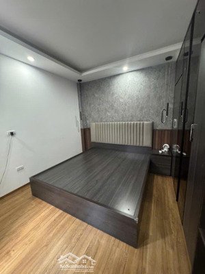 bán nhà ngõ 328 tây mỗ dt 32 m2, 5 tầng giá 4,75 tỷ, bãi gửi ô tô gần nhà