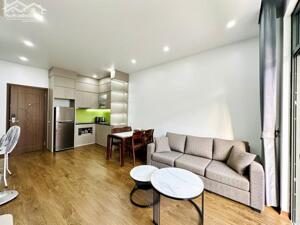 Cho thuê căn hộ 2 phòng ngủ rộng rãi tại Vinhomes Marina