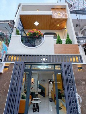 chính chủ cần bán căn 41.2m² nguyễn thái sơn gần chợ gò vấp, giá 2 tỷ 100. xây 1 trệt 1 lầu, sổ sẵn