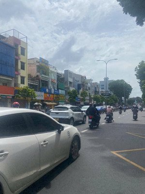 siêu phẩm! nhà 2 mặt tiền đường 3/2 - q. 10 - 4 x 25m (95m2 công nhận) - 5 tầng - giá 39.5 tỷ