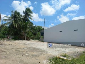 bán gấp đất mt đường tôn đức thắng,châu văn liêm, gần chợ đêm ô môn,cần thơ giá 580tr/120m2. shr.