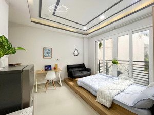 vừa trống siêu phẩm ban công giáp phan đăng lưu, phú nhuận