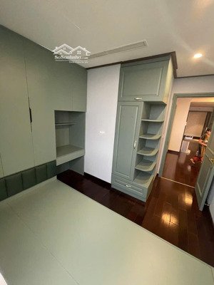 cho thuê căn chung cư hc golden city long biên 87m, giá 16 triệu. full nội thất, tầng 14